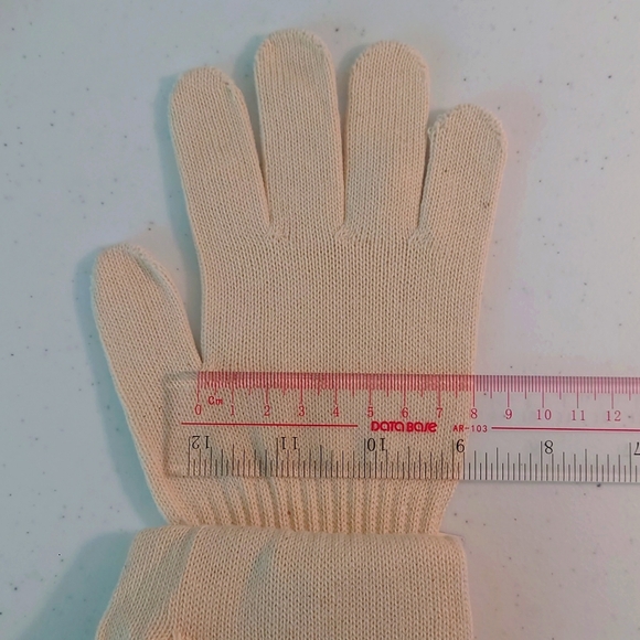 10 to 12 year-old/Lady Nylon Gloves - Picture 4 of 5